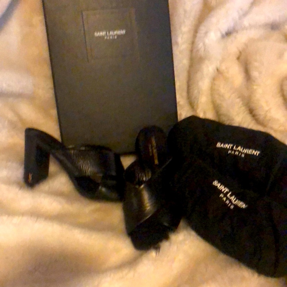 Yves Saint Laurent Black Heel